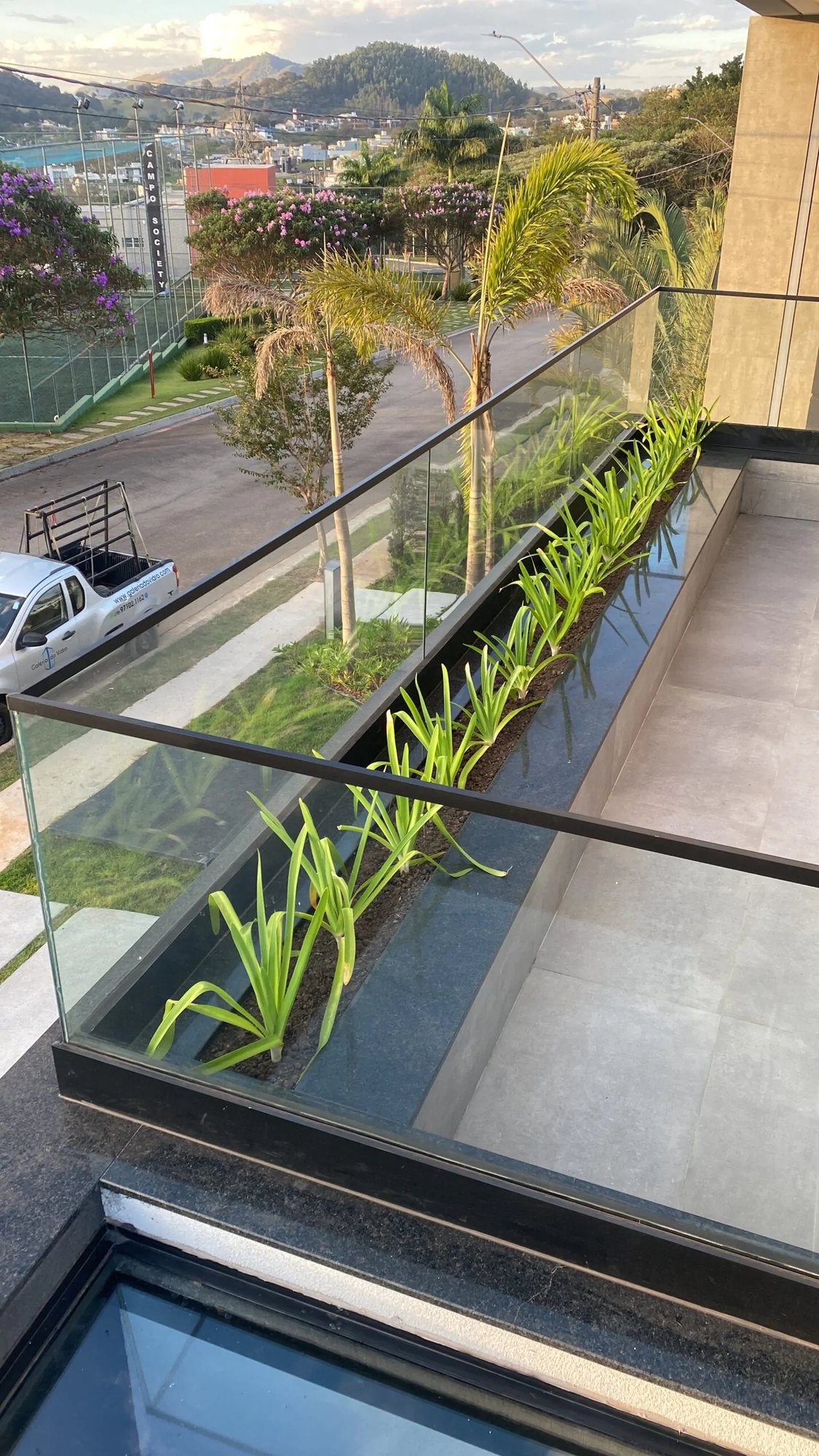 Vidro laminado de segurança em obra da Perffec
